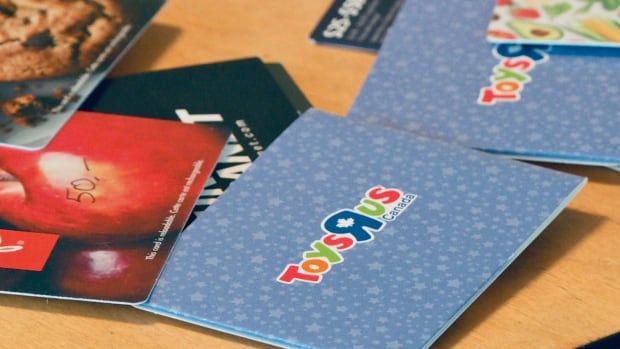Do you have gift cards gathering dust?  Now is the time to use them |  Radio Canada