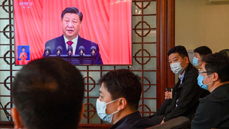 Hong Kong shares plunge 6% as fears over Xi's third term outweigh Chinese GDP data |  CNN Business