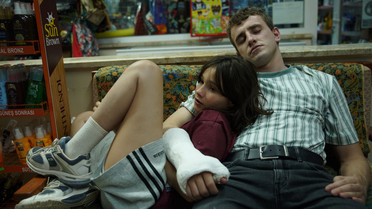 Review: Terrific father-daughter drama Aftersun will break your heart in two