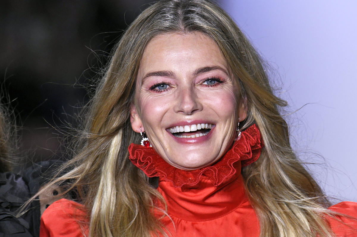 Paulina Porizkova Becomes Aware of Aging in Candid Interview: 'I Don't Want to Eliminate My Age'