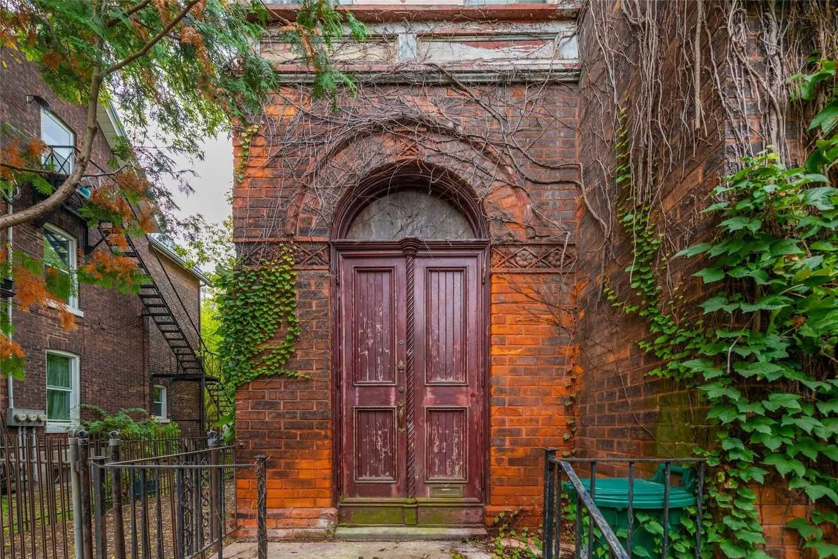 Inside this $2 million 'dilapidated' century-old home at Junction