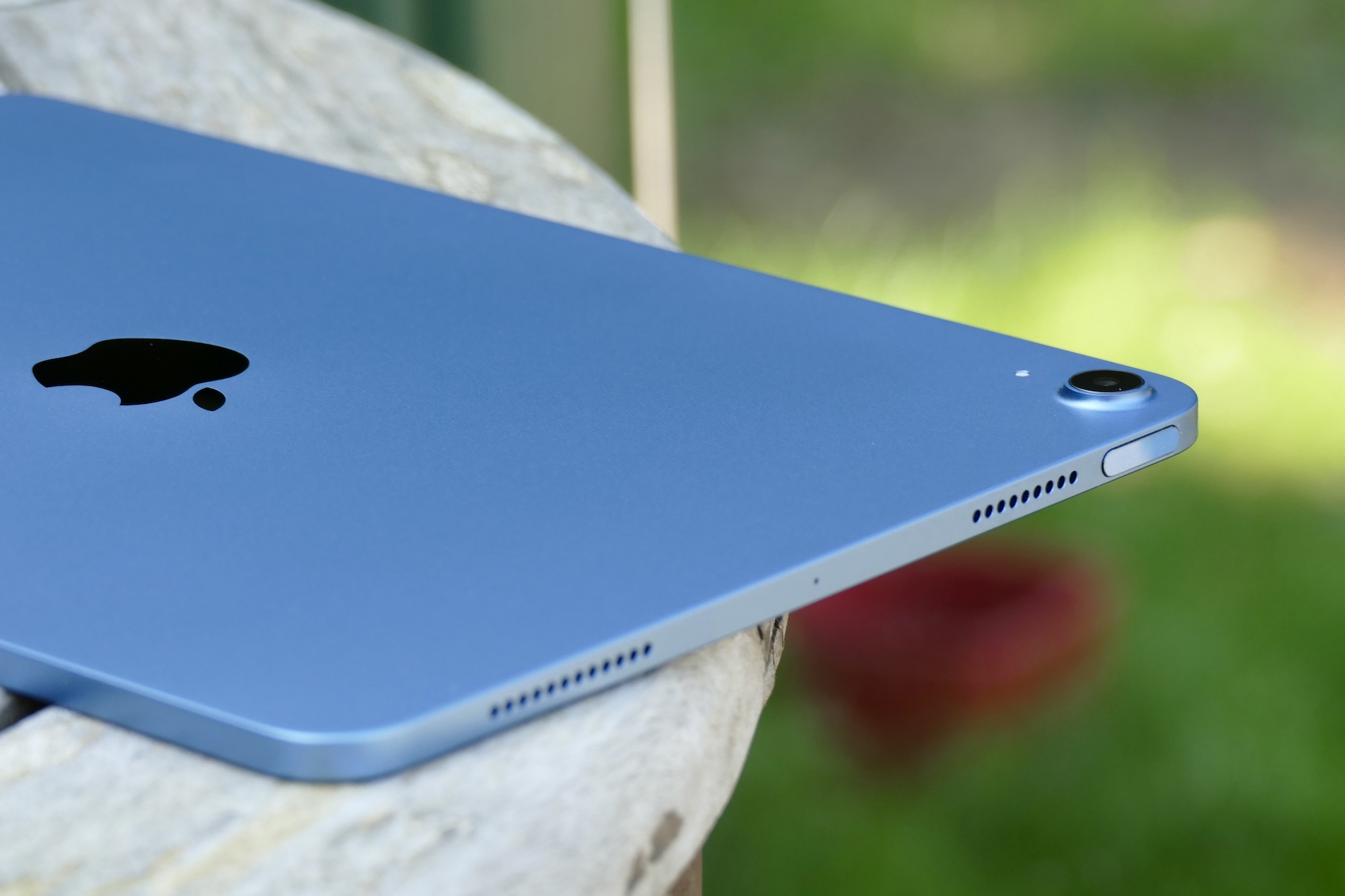 Apple's 16-inch iPad looks like an oversized mistake |  Digital trends