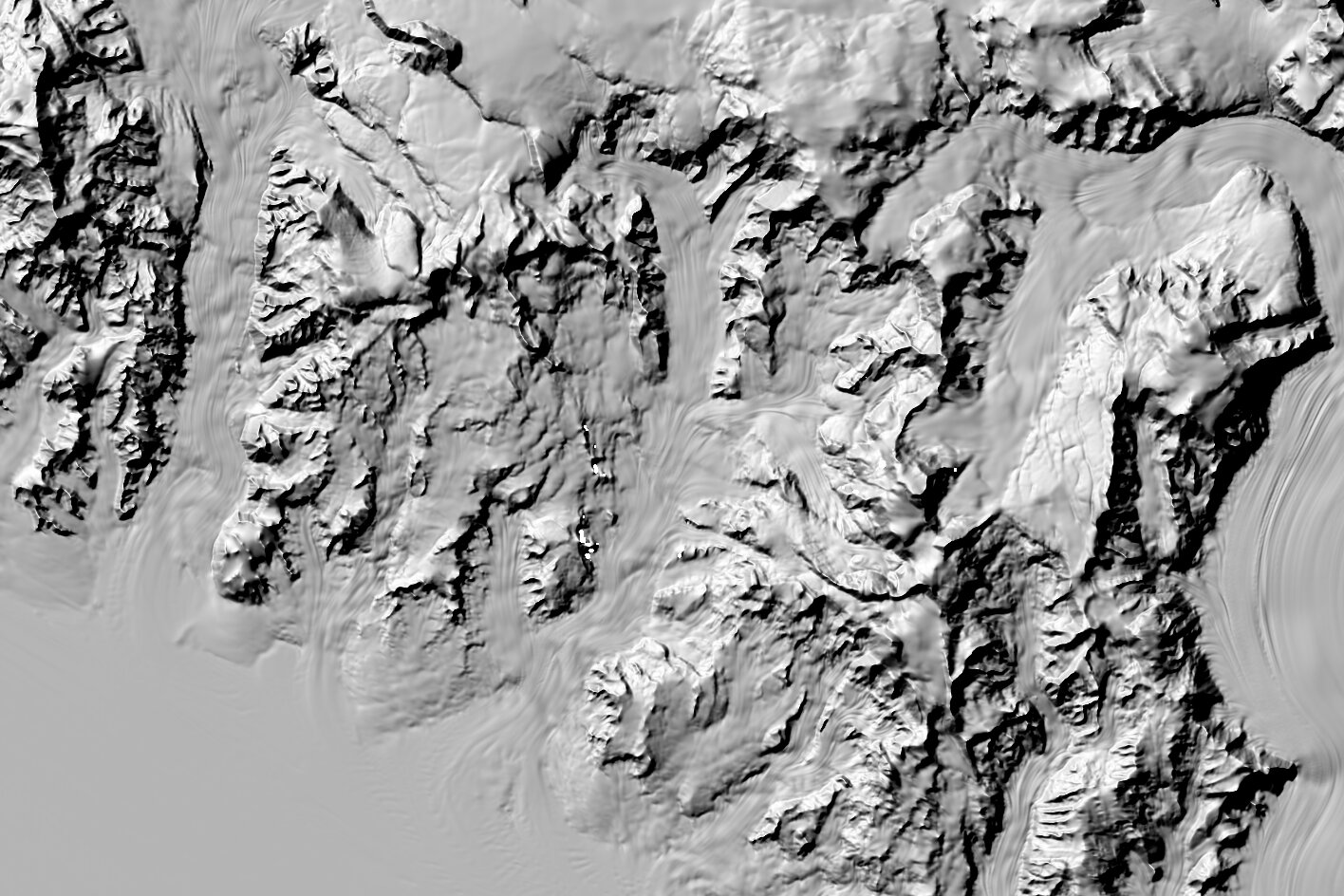 High-resolution maps of entire polar regions provide new clues to climatologists