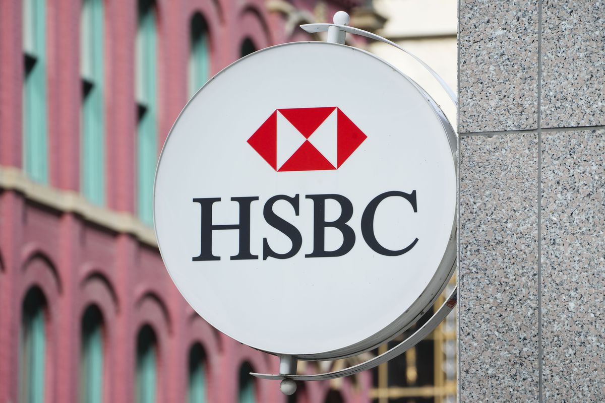 Tender for HSBC Canada tightens as two major banks drop out