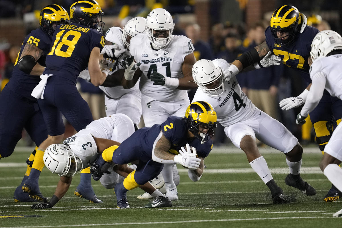 Jim Harbaugh: Michigan players 'assaulted' in postgame tunnel altercation with Michigan State players