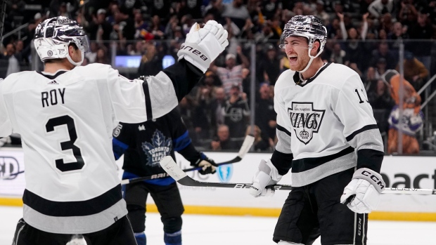 Kings inflict third straight loss on Maple Leafs - TSN.ca