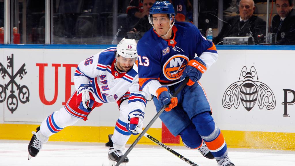 NHL On Tap: Islanders need more forwards against Rangers