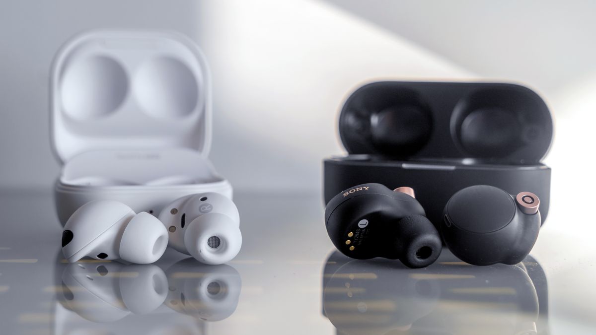 Samsung Galaxy Buds 2 Pro and Sony WF-1000XM4 earbuds.