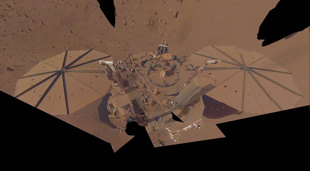 insight-lander-after